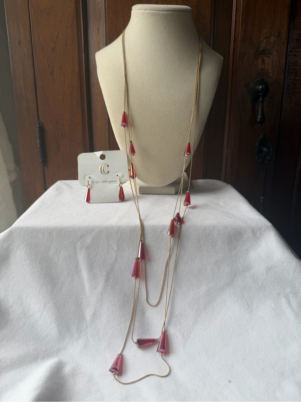 Charming Charlie Red Crystal Long Necklace Earrings Set Gold Tone